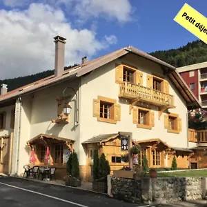 Relais Mont Jura Adults Only Frühstückspension